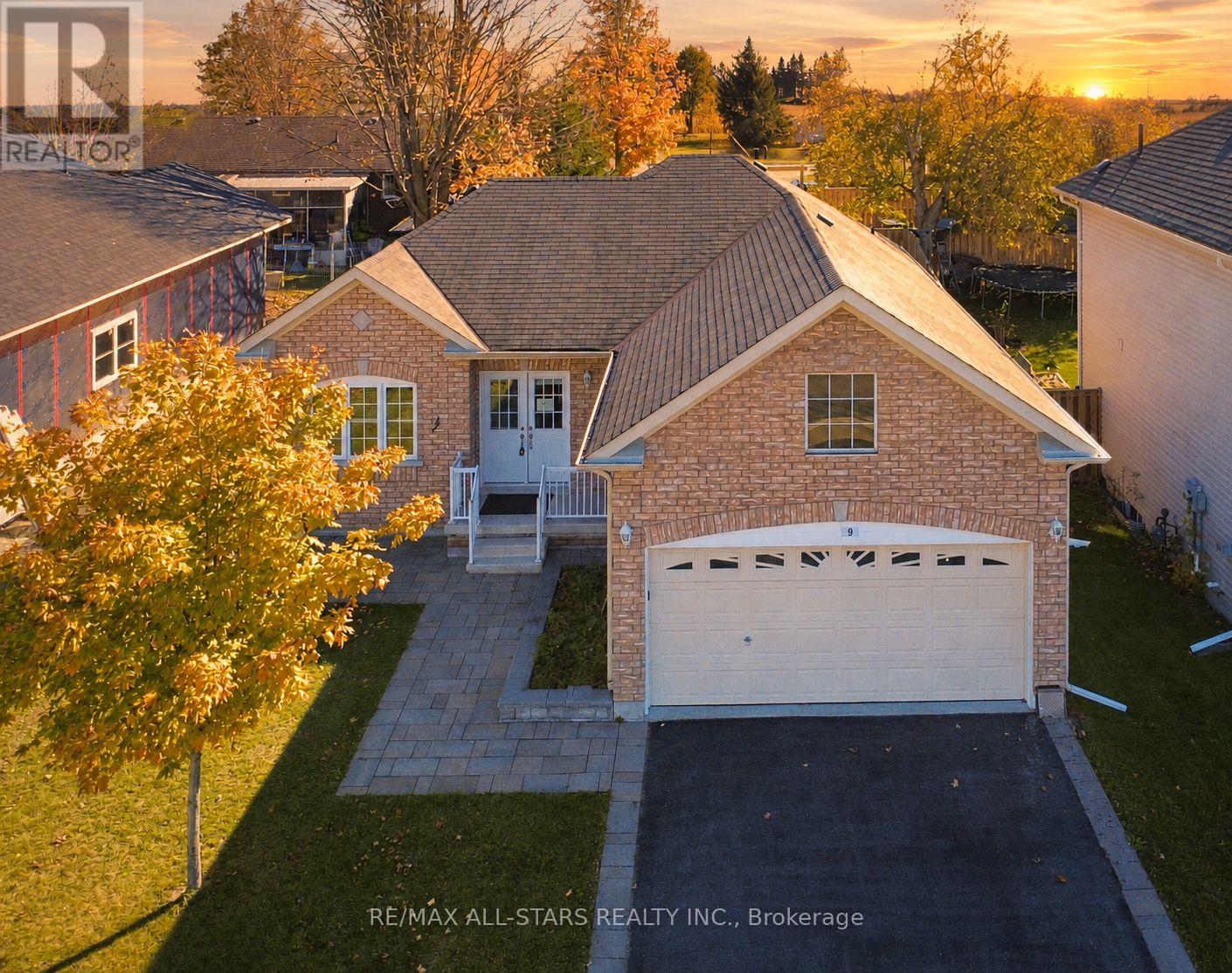 9 MAPLE AVENUE E