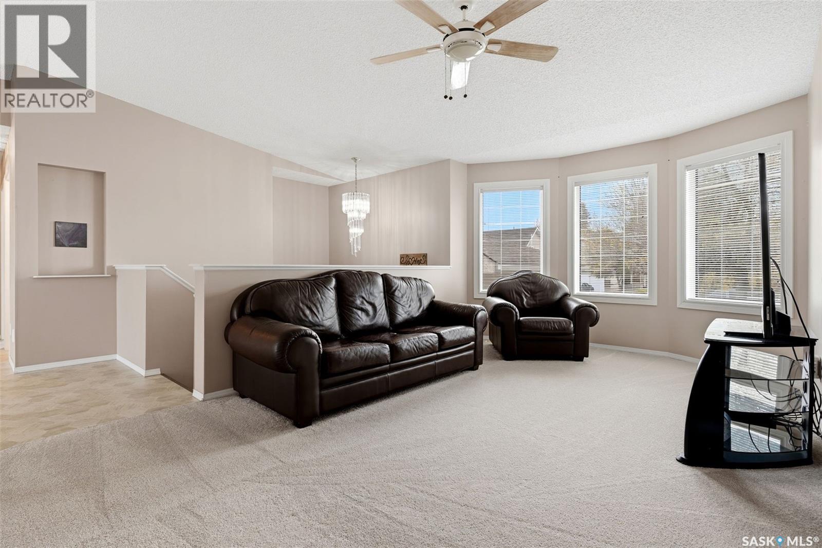 8126 Sherwood DRIVE