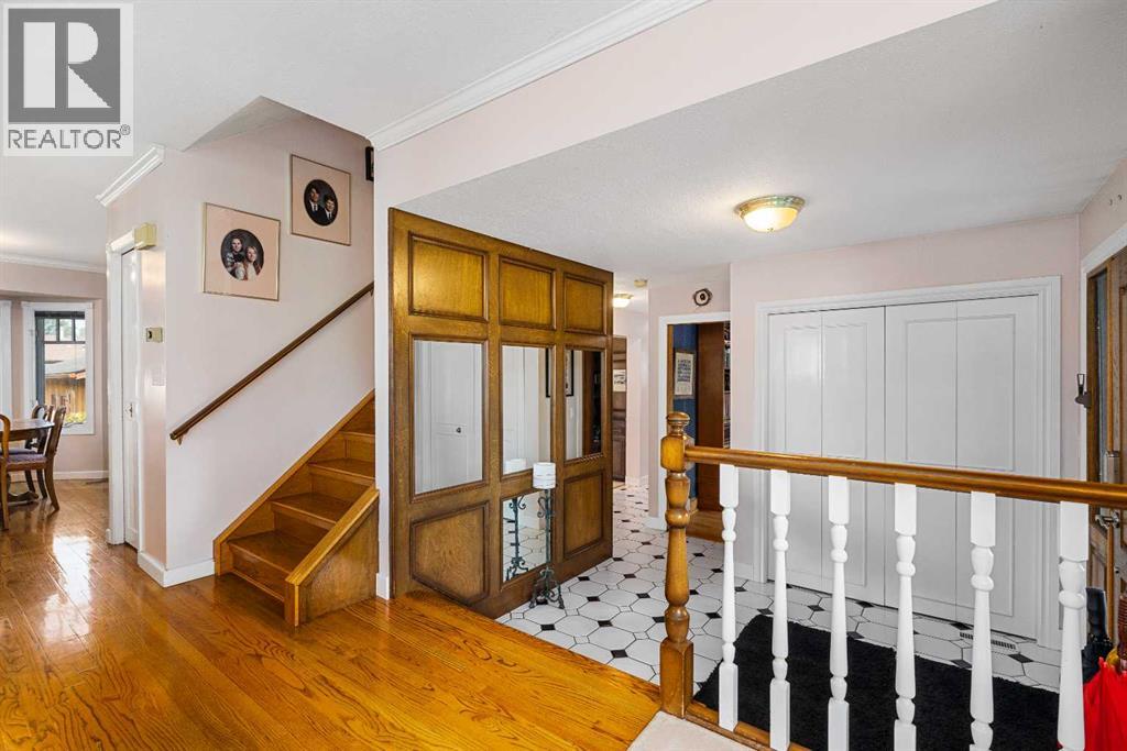 152 Templewood Road NE