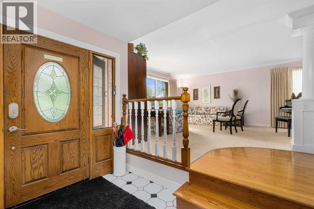 152 Templewood Road NE