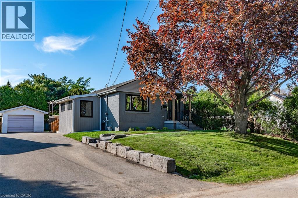 1041 SHEPHERD'S Drive