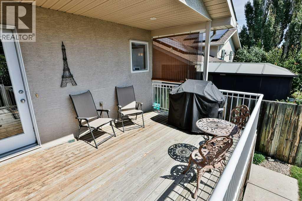54 Rivercrest Court W