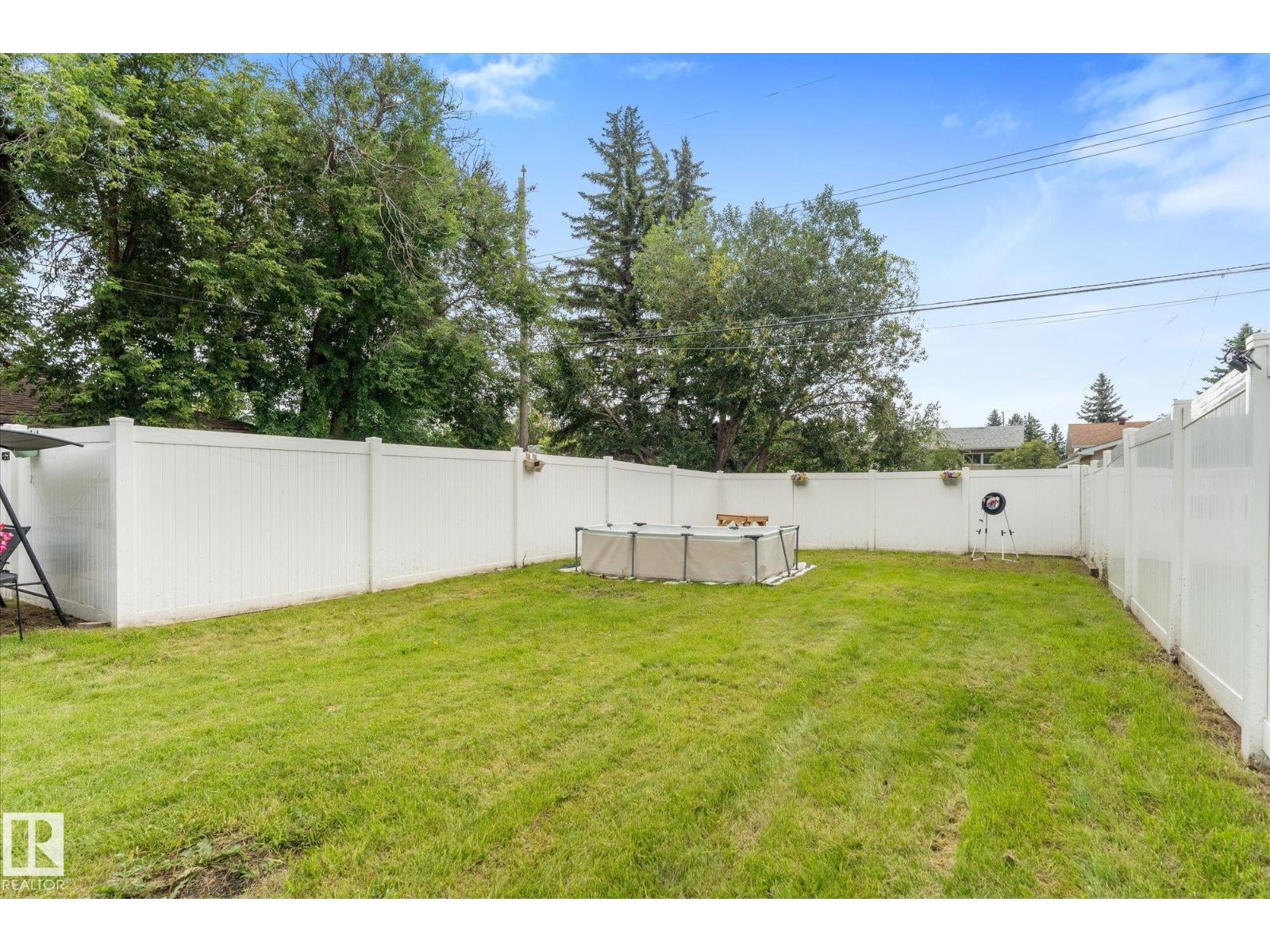 12923 137 AV NW