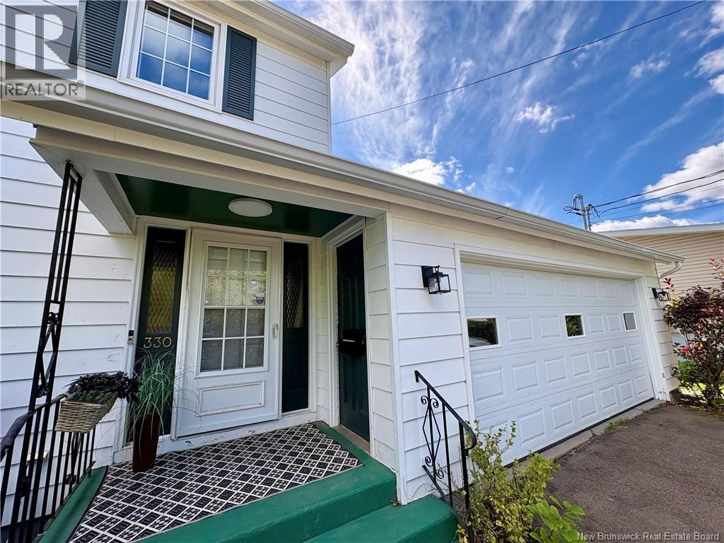 330 Westmount Boulevard - Photo 4
