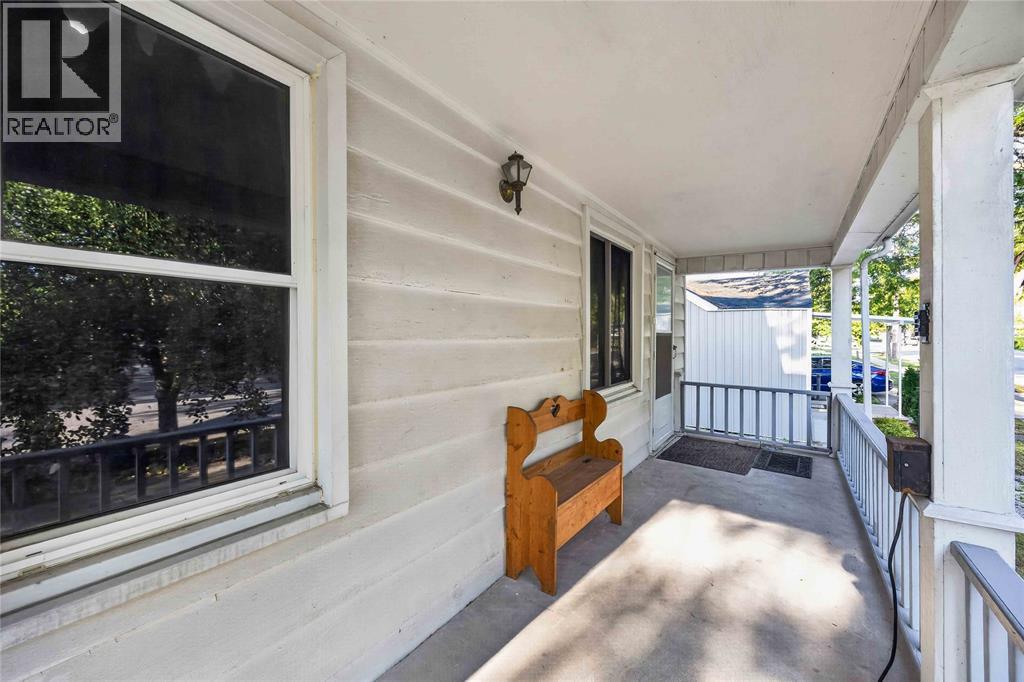 181 Campbell STREET