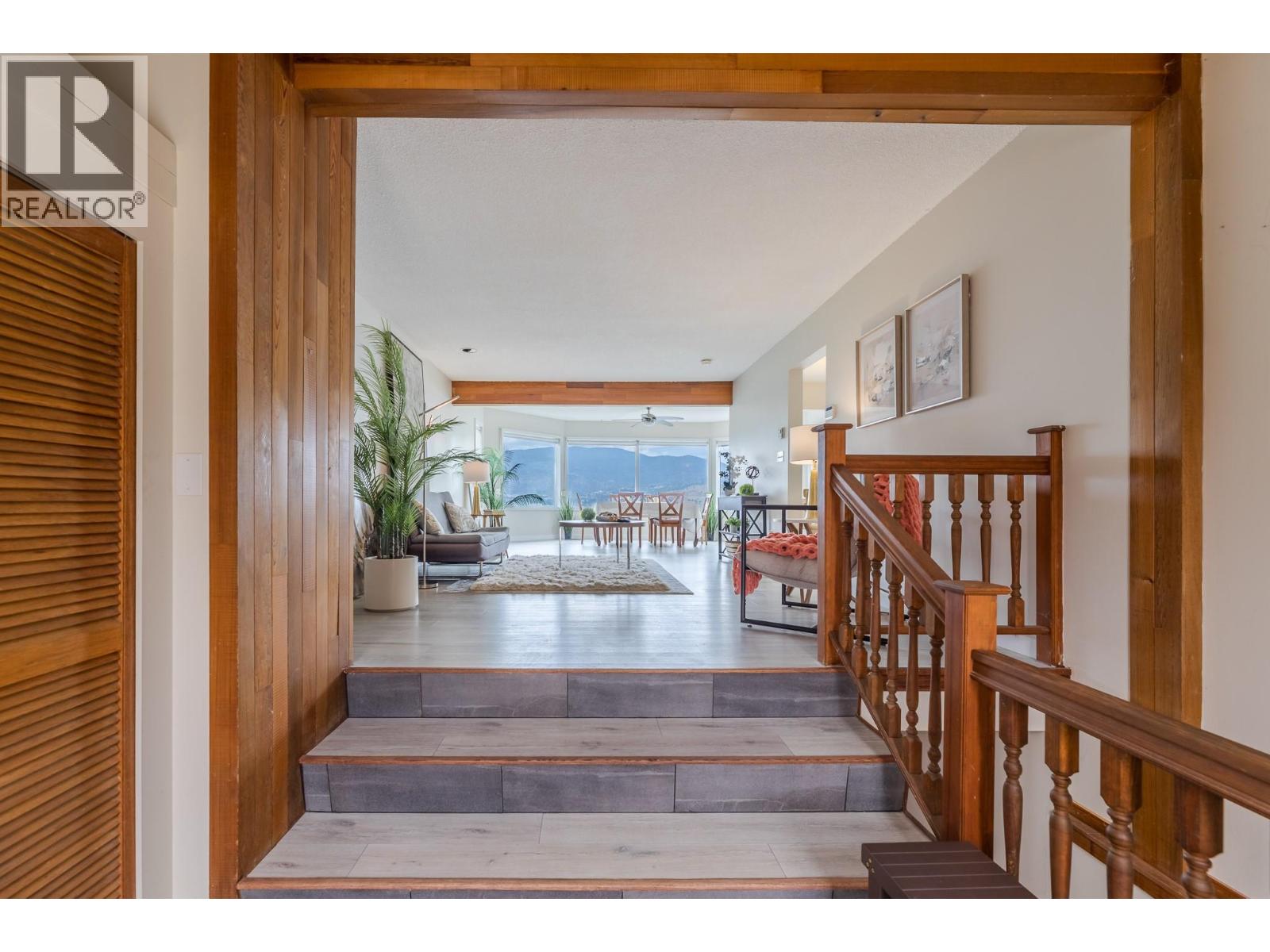 198 Bankview Place