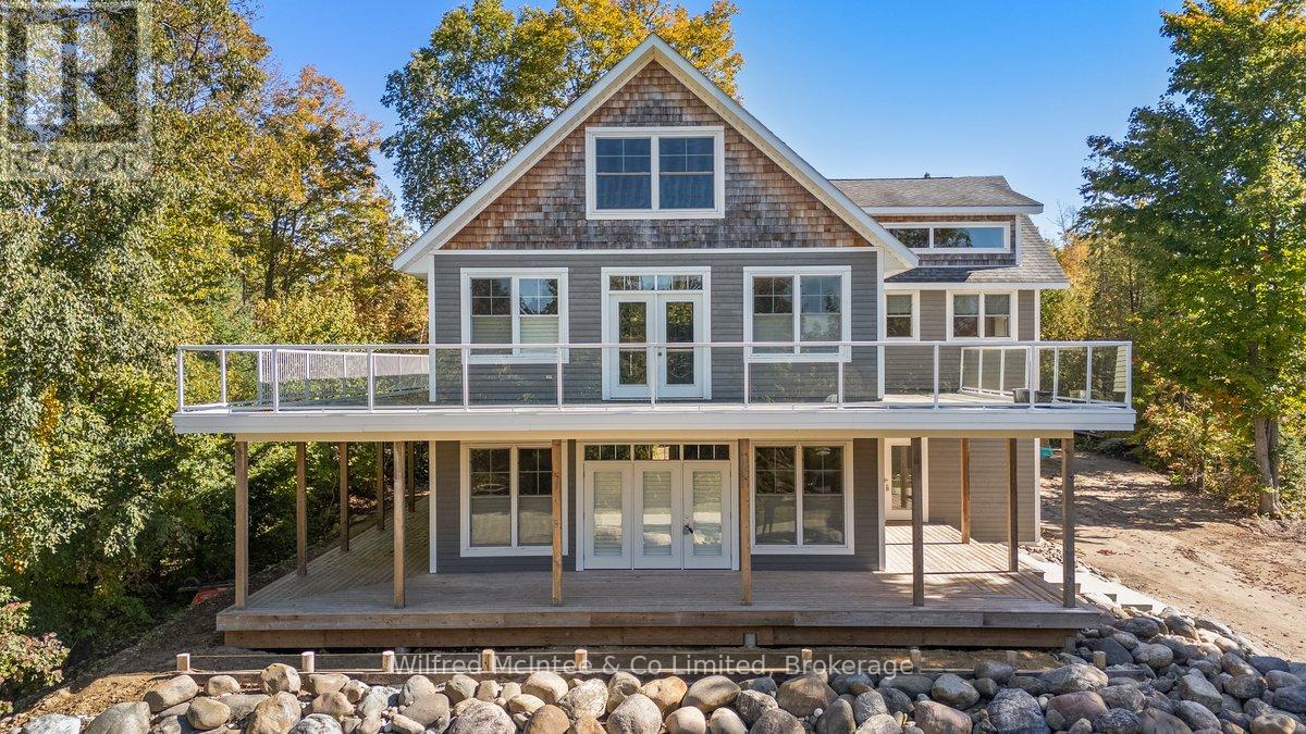 545 ECKFORD AVENUE