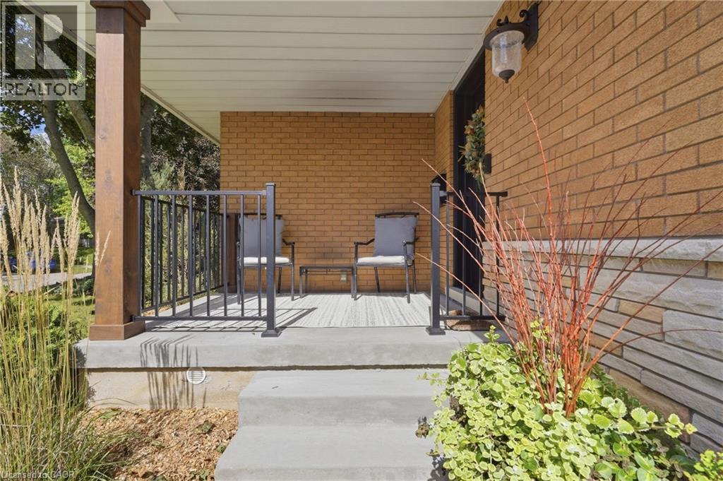 15 LINTON Place