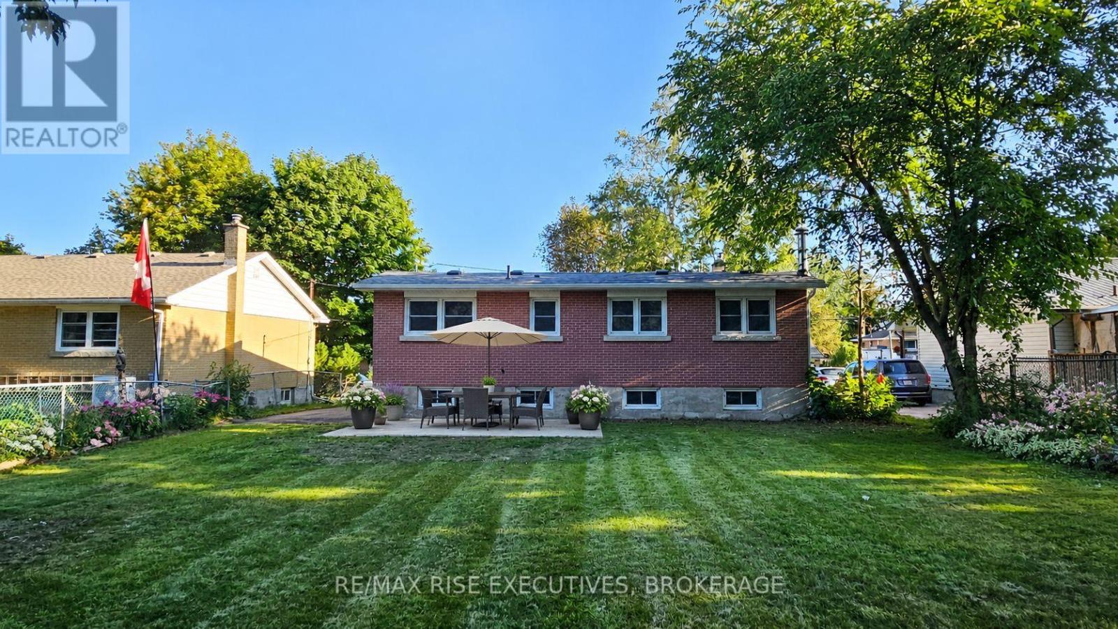 47 HENRY CRESCENT