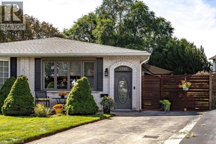 Photo 1 of 48 — 1346 ROYLEN Road, Oakville, ON L6H 1V4