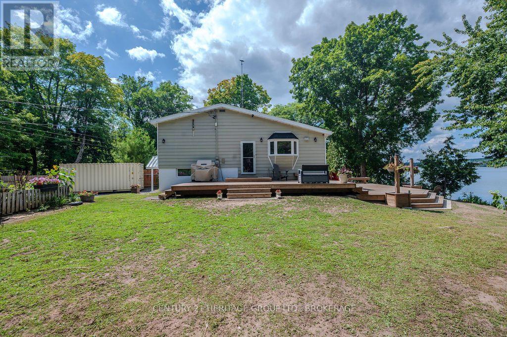 1127 PERRY LANE