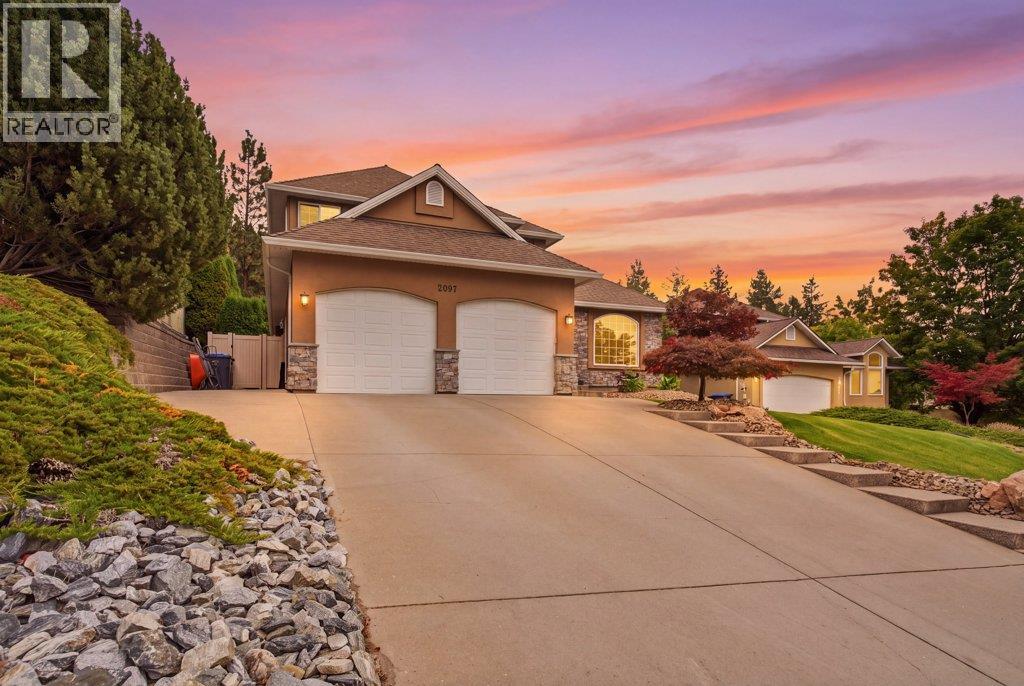 2097 LILLOOET CRESCENT, KELOWNA, BC V1V 1Y2 - Image 1798024608.jpeg?d=l