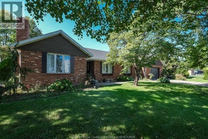 2585 BANWELL Tecumseh ON N8N 0G6