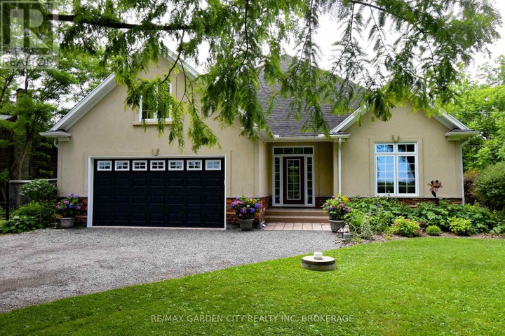 Photo 1 of 50 — 3089 NIAGARA RIVER PARKWAY, Fort Erie (Black Creek), ON L0S 1S0