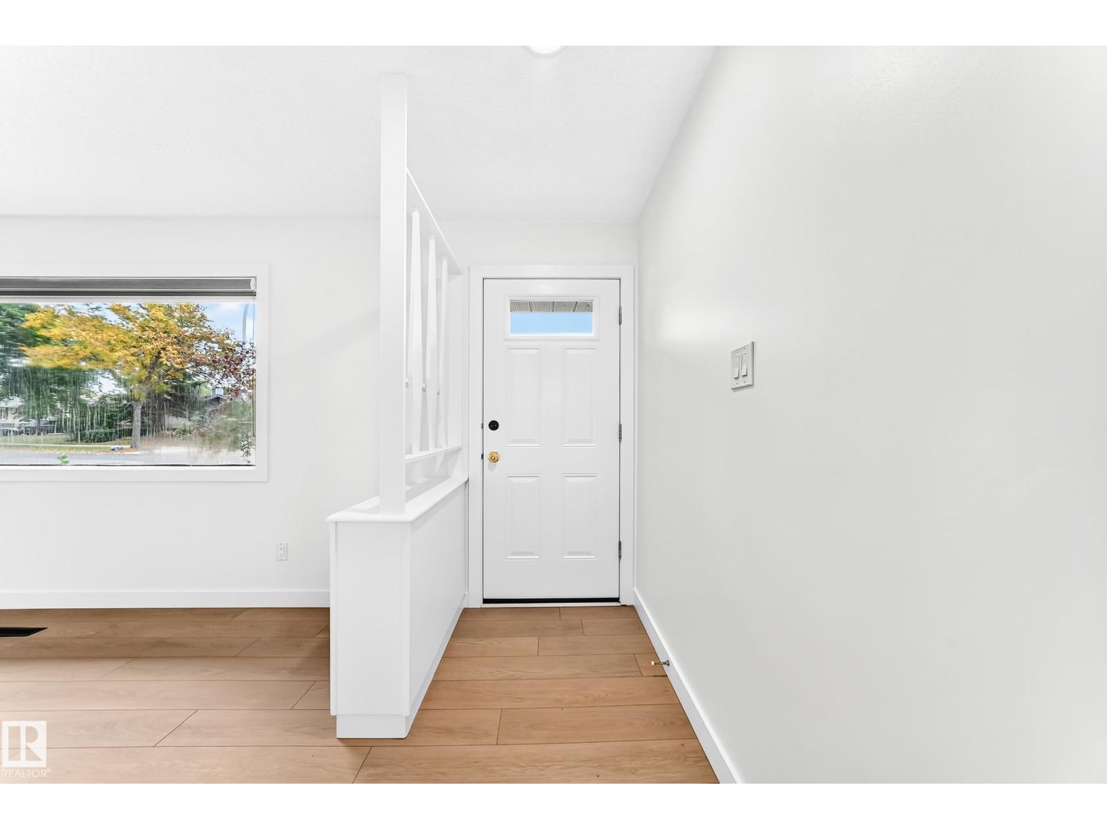 6104 149 AV NW NW