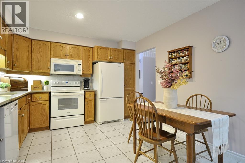 6 TERRAVIEW Crescent