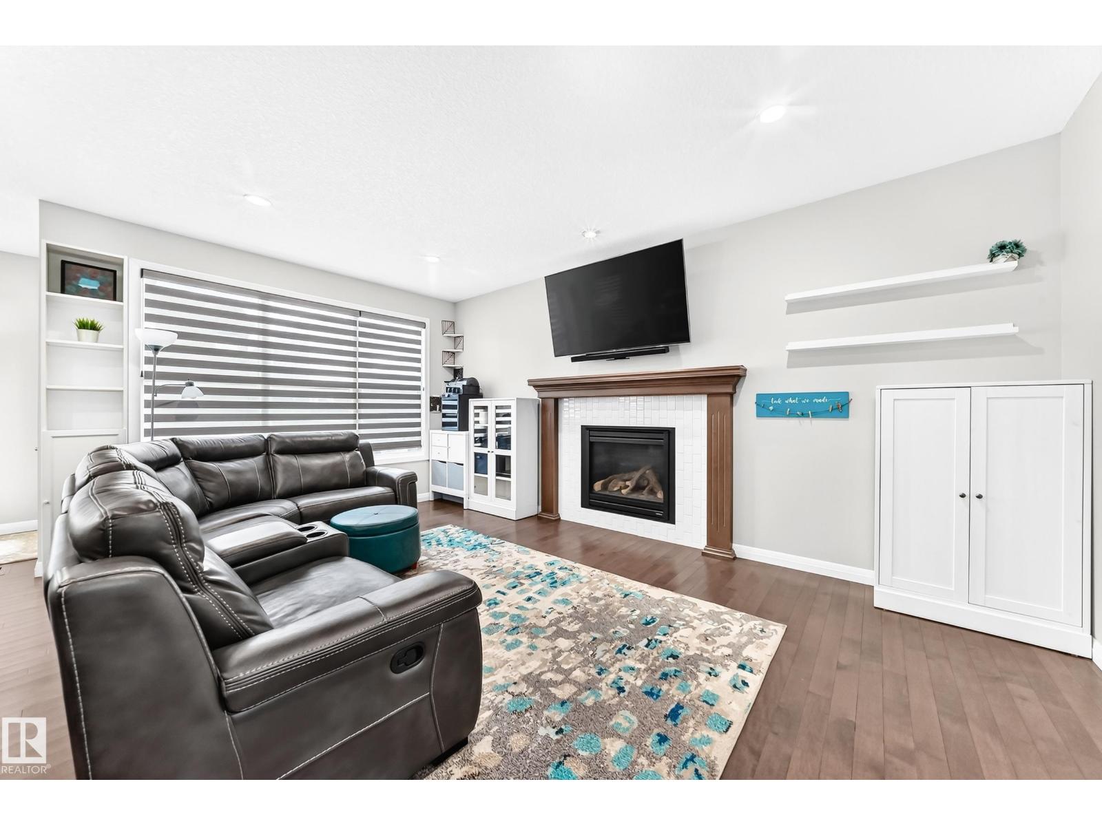 5718 175A AV NW