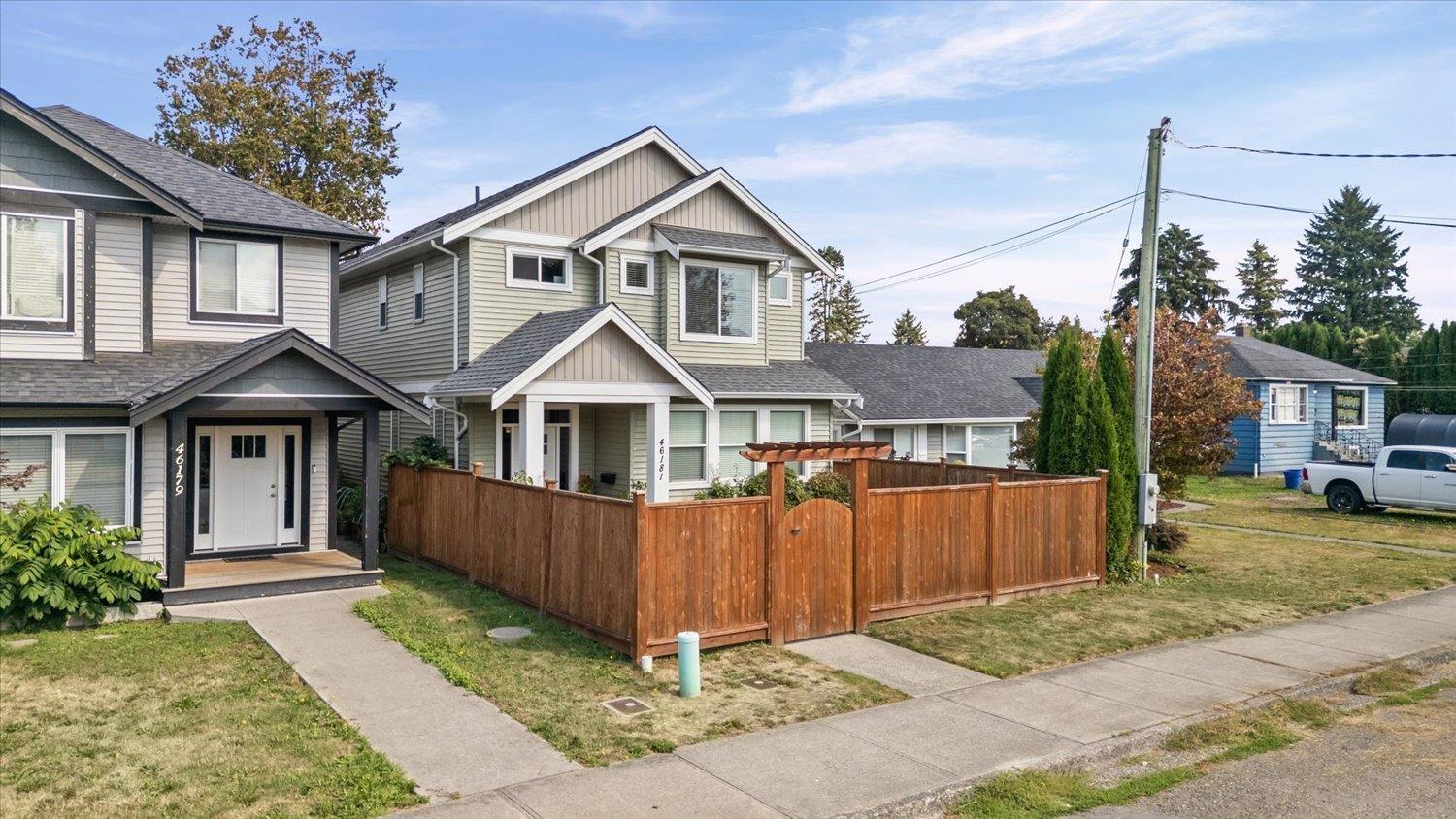 46181 SECOND AVENUE, Chilliwack Proper East