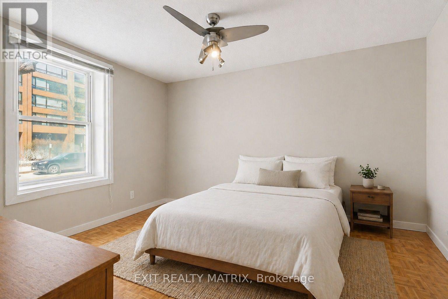 70 BOLTON STREET - Photo 3