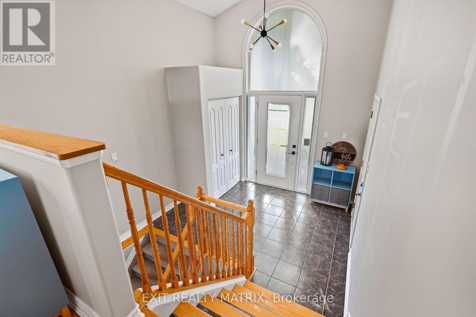65 LACHAINE STREET - Photo 4
