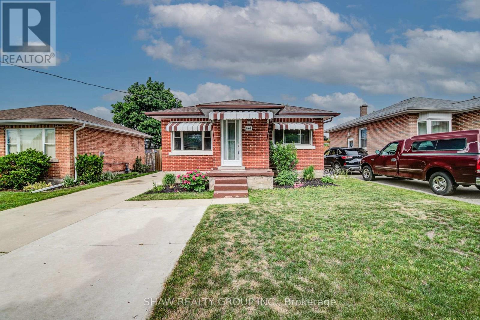 468 HIGHLAND ROAD