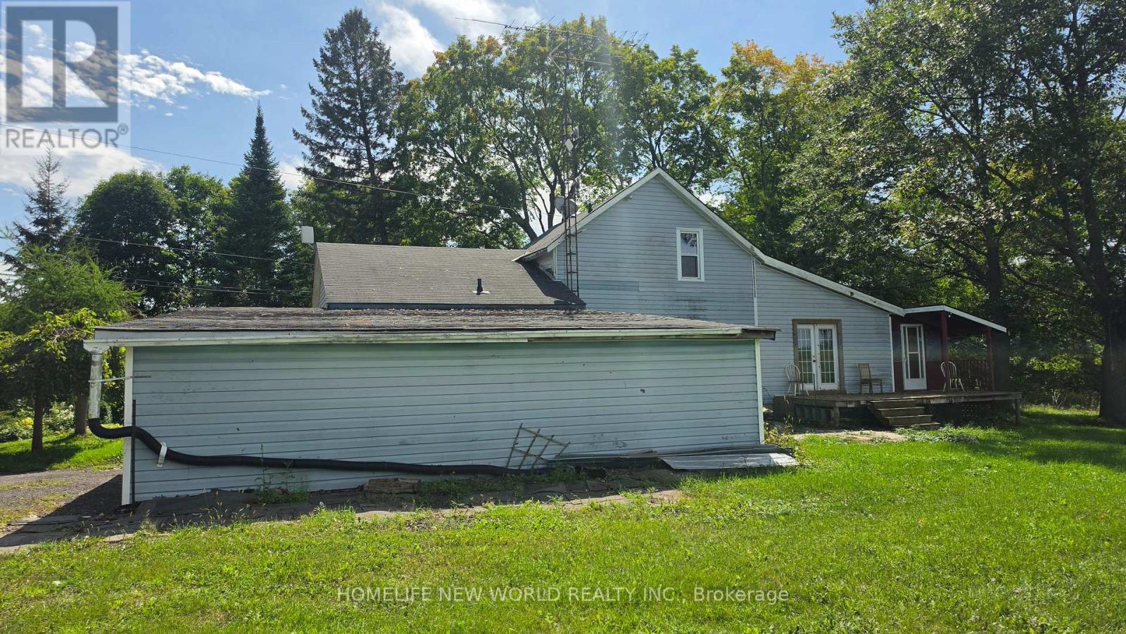 814 THOMASBURG ROAD