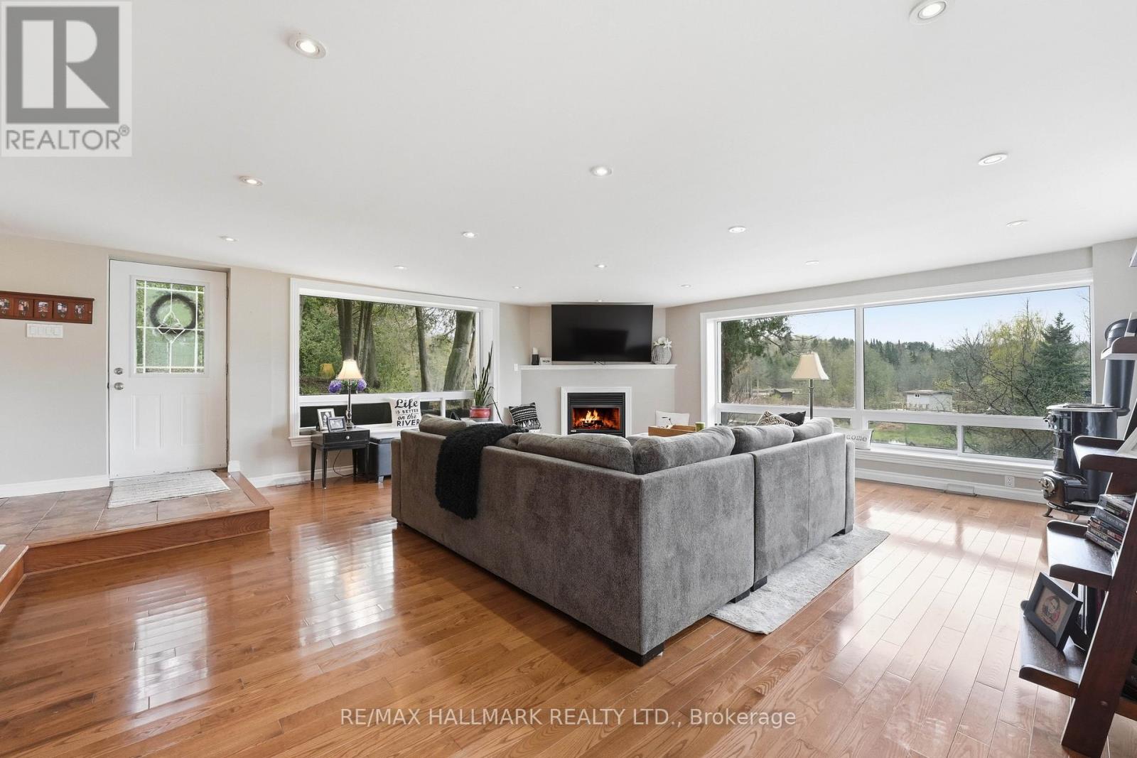 104 RIVERBANK DRIVE
