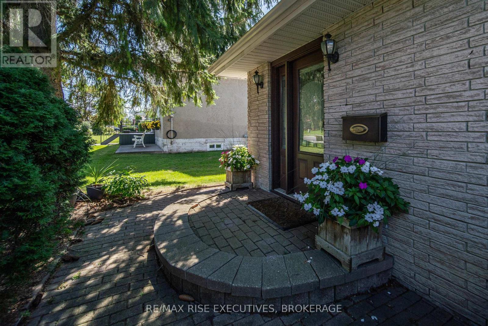 256 PALMER ROAD