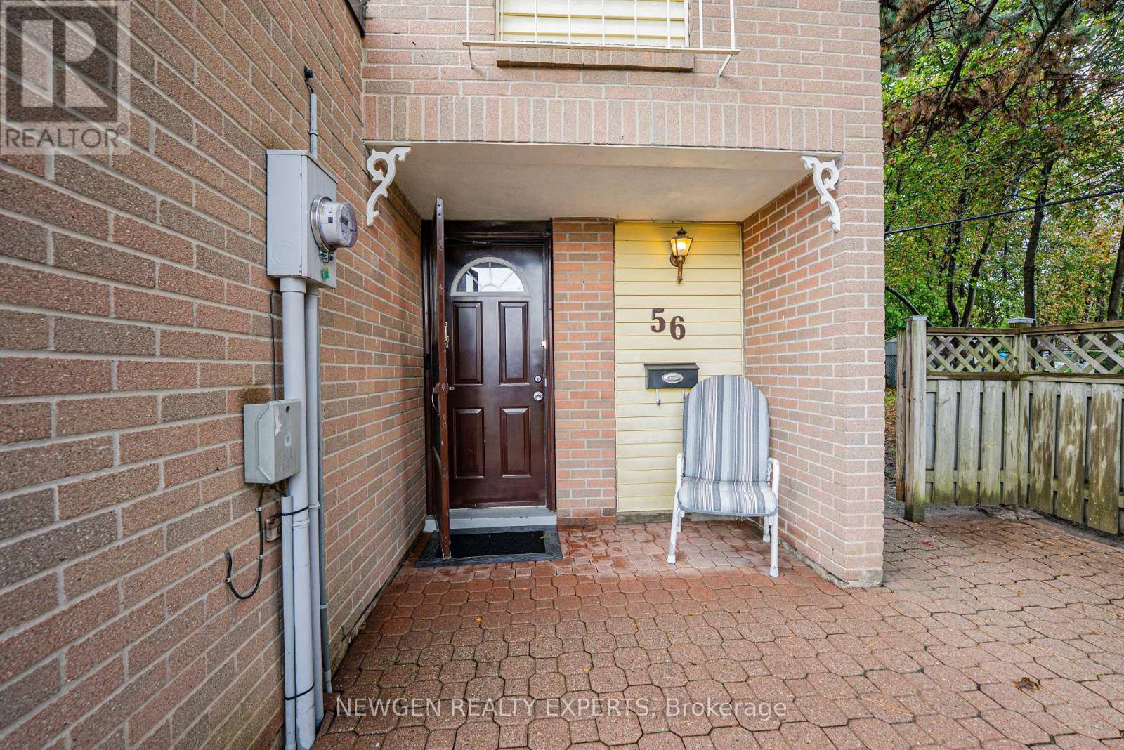 56 - 46 DEARBOURNE BOULEVARD