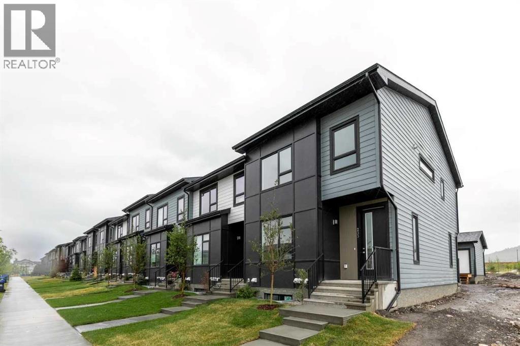 233 Vantage Drive