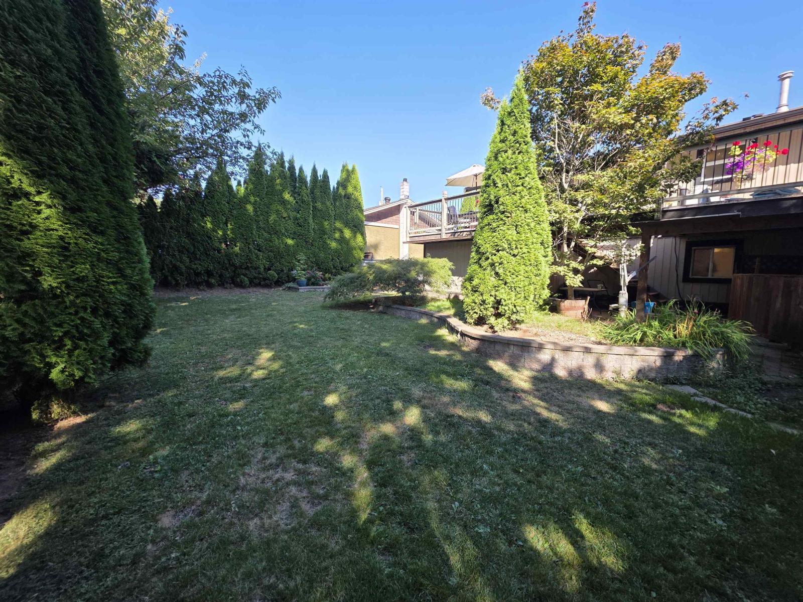 8135 WAXBERRY CRESCENT