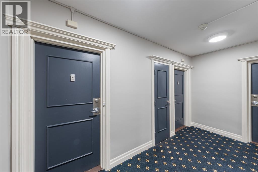 10 DERBY LANE Unit# 504