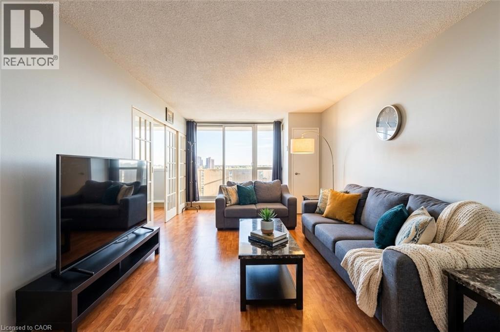 375 N KING Street N Unit# 1102