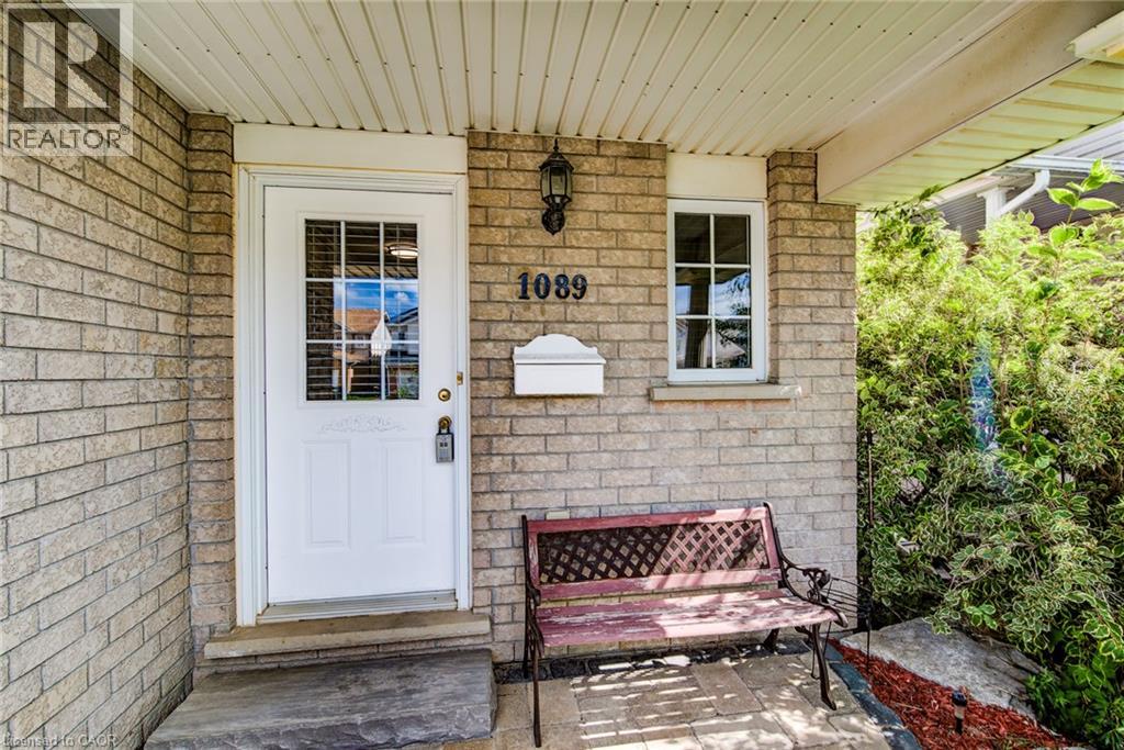 1089 COPPER LEAF Crescent