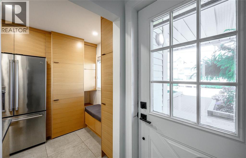 1510 VENETIAN BOULEVARD Unit# M-32