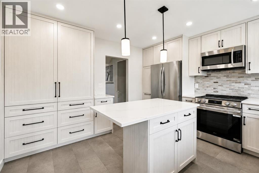 117 Chinook Drive SW