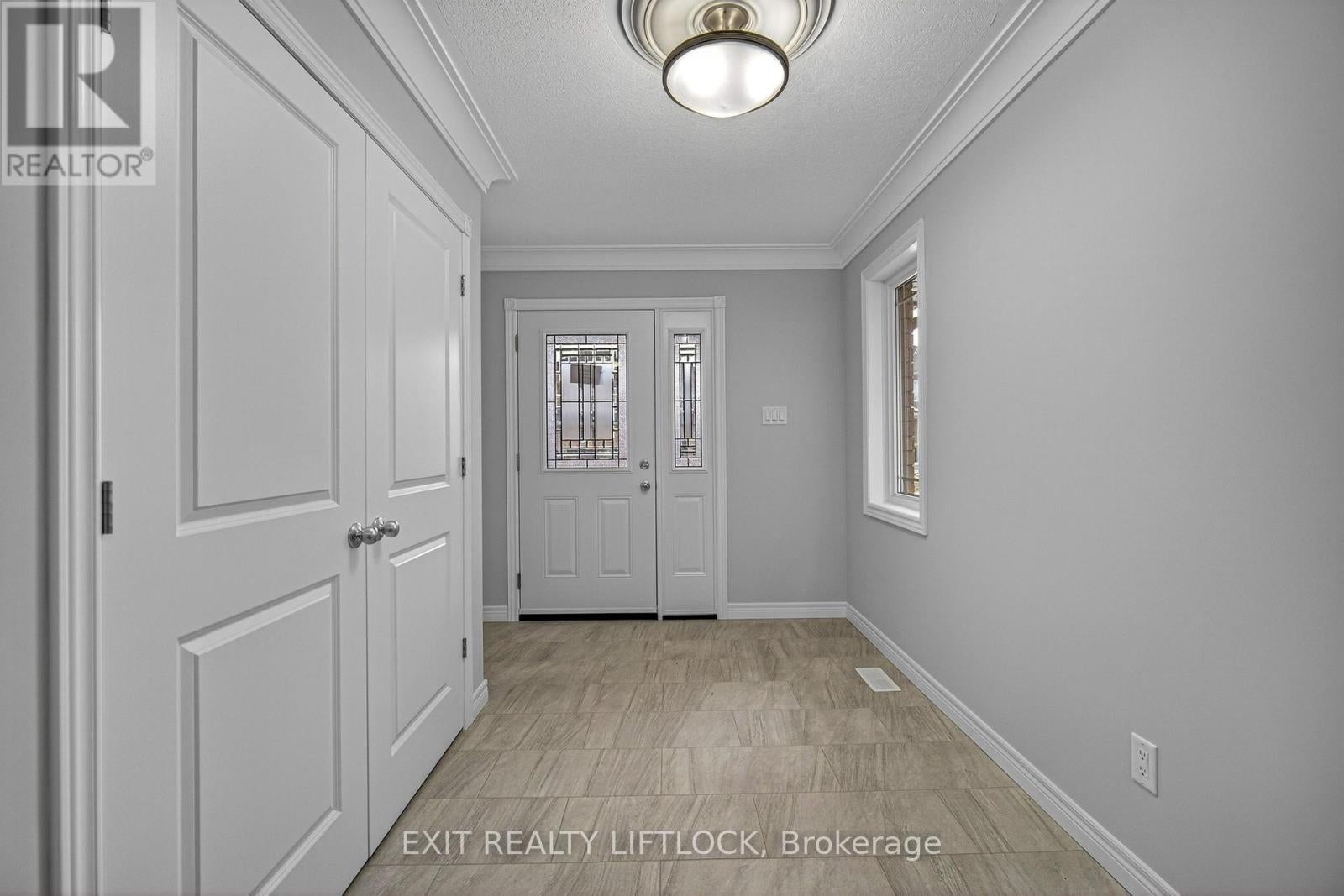 220 O'NEIL STREET - Photo 3