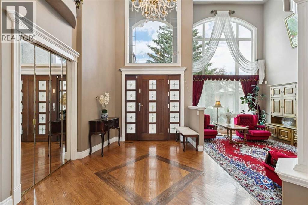 85 Mt Douglas Circle SE