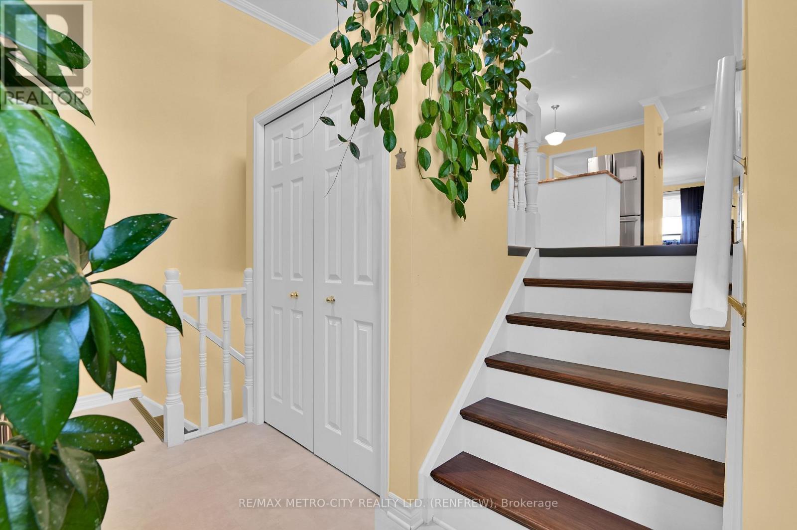 854 EIGHTH STREET