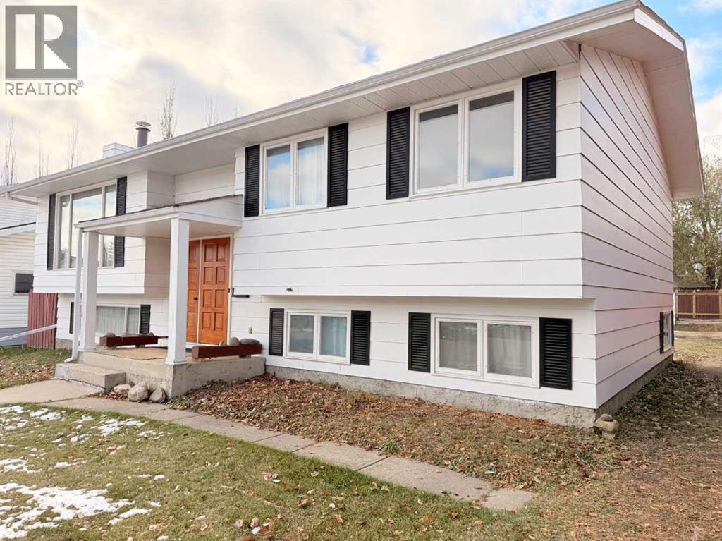 32 Asmundsen Avenue