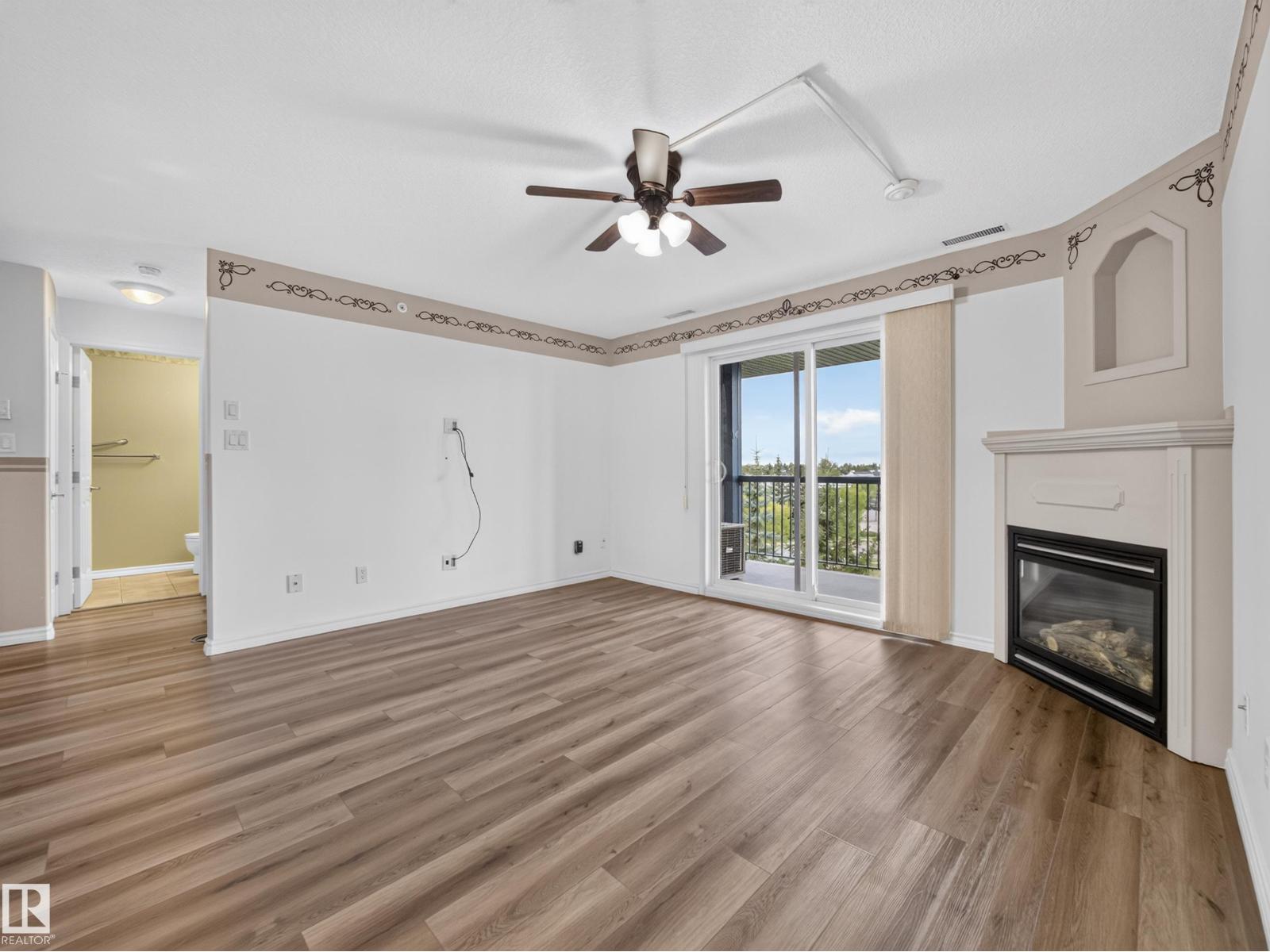 #437 16311 95 ST NW