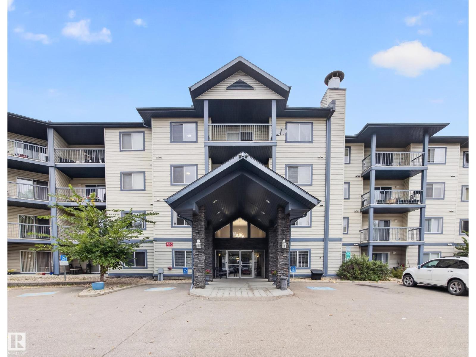 #437 16311 95 ST NW