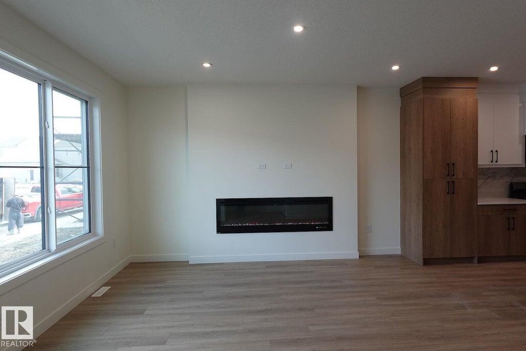 224 28 STREET SW, EDMONTON, AB T6X 3E4 - Image 2438672249.jpeg?d=l