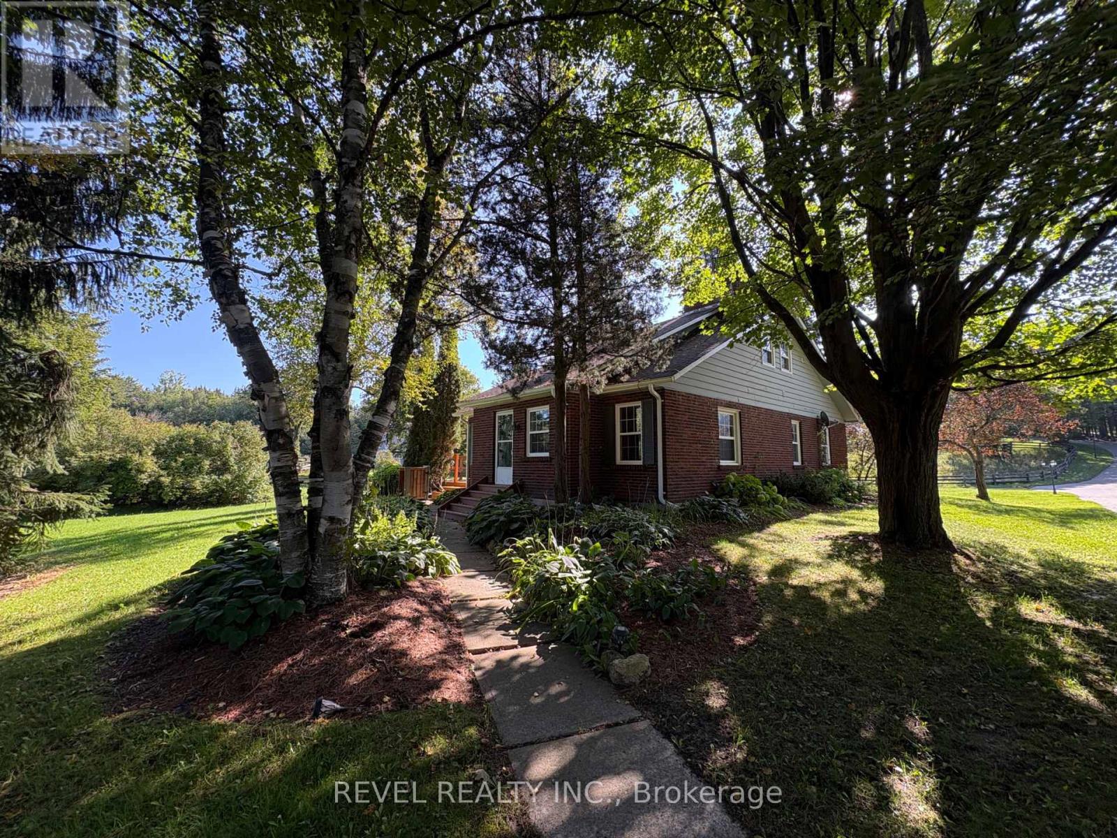 247154 5 SIDE ROAD