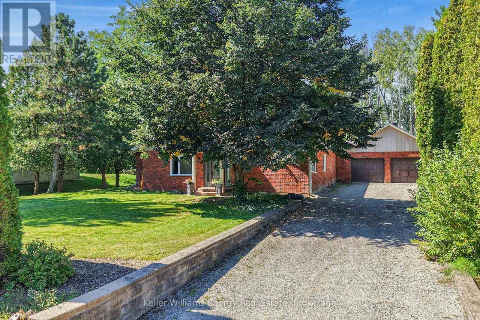 60 BAYSIDE AVENUE