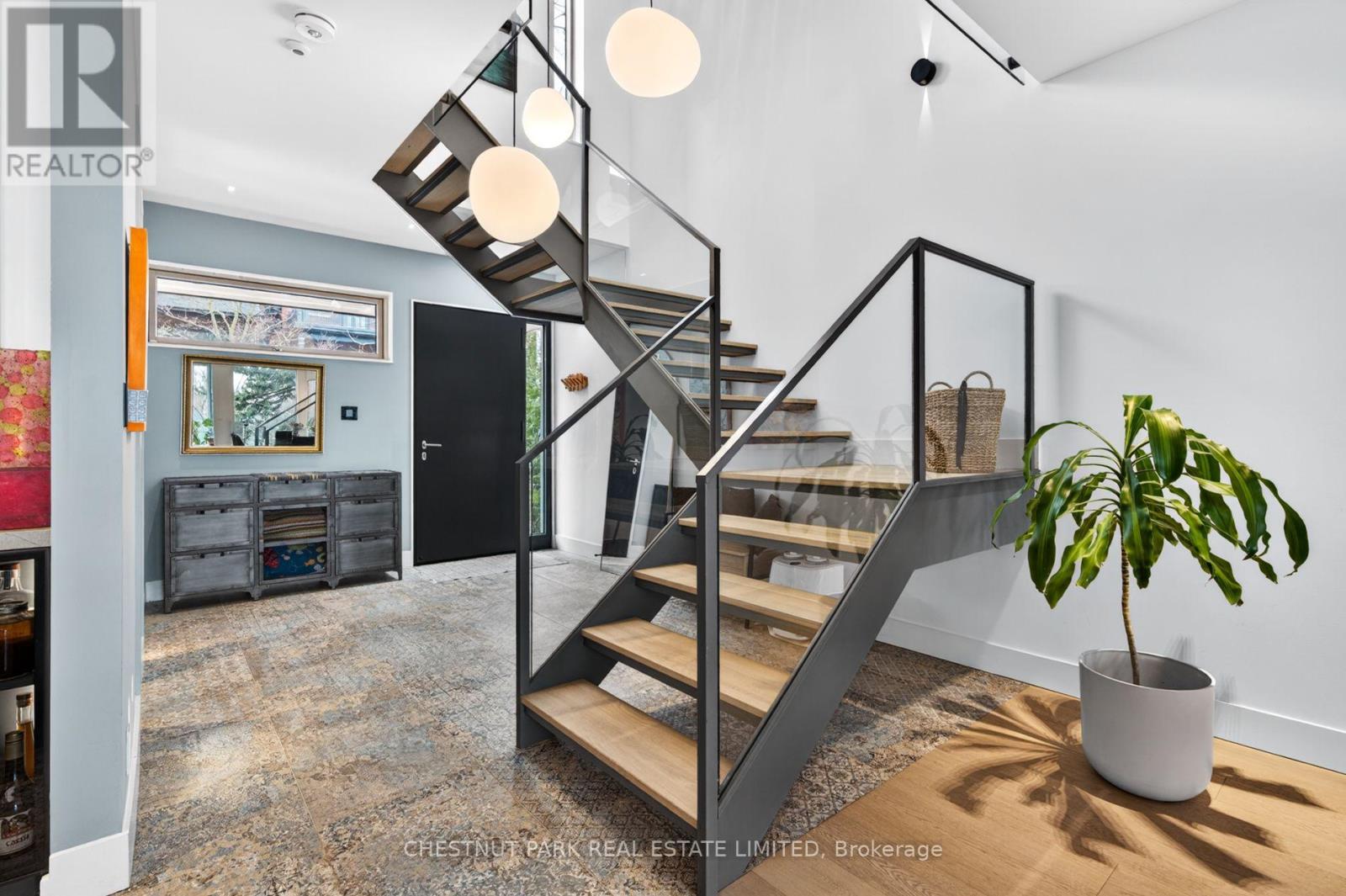 15 ALBEMARLE AVENUE