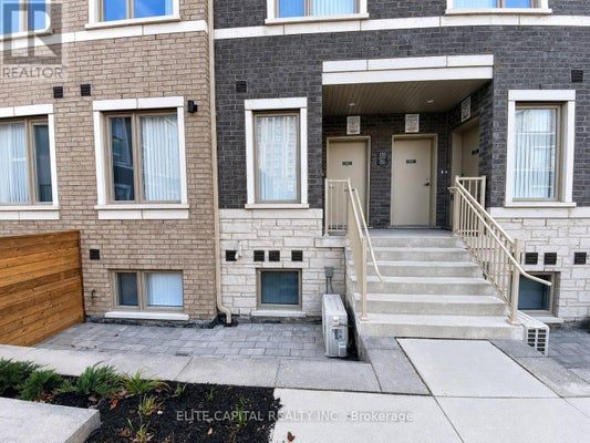 351 - 100 Honeycrisp Cres, Vaughan (Vaughan Corporate Centre), ON