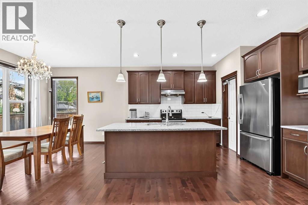 36 Auburn Bay Avenue SE
