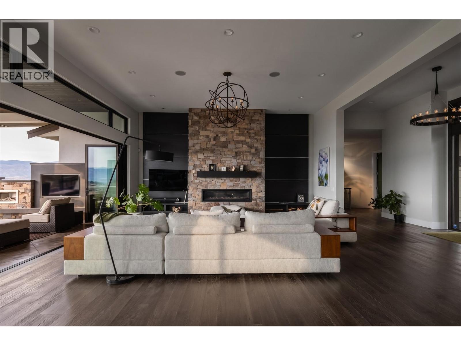 162 Skyland Drive