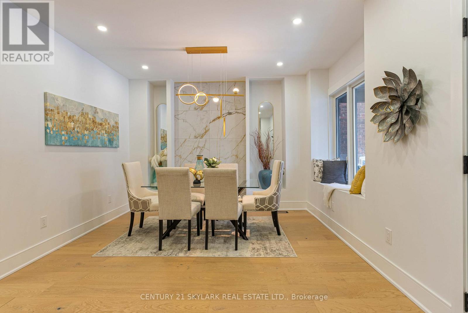 208 GAINSBOROUGH ROAD